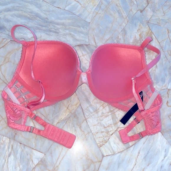 Victoria Secret 2 Pc Set Very Sexy Bra 32C Thong S - Picture 11 of 12